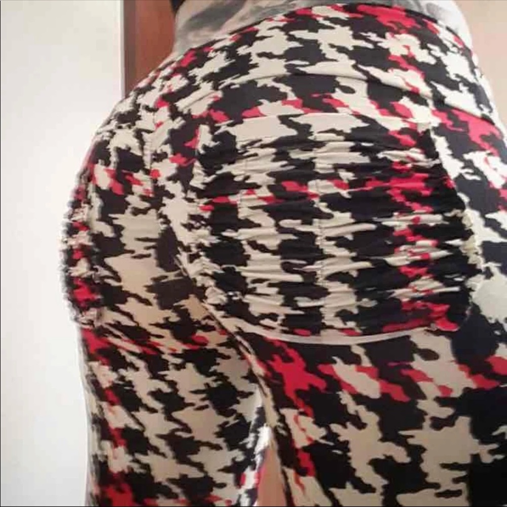 *sold* on Ⓜ️ Cute booty lounge houndstooth print