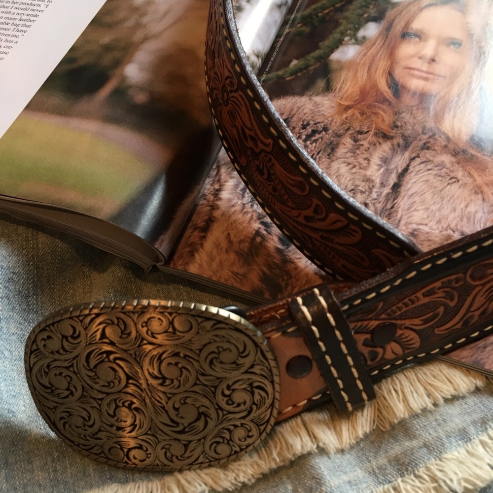 Justin Tooled Cowhide Belt w/ Brass Buckle