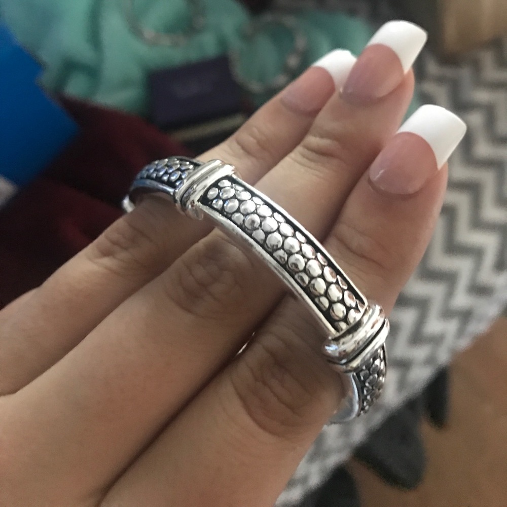 Silver scale bracelet