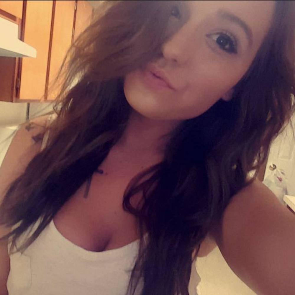 Meet your Posher, Aysia