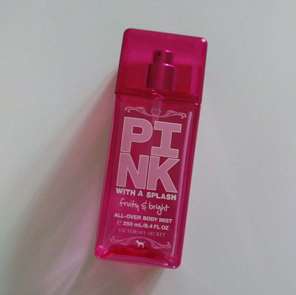 PINK Victoria's Secret body mist : Fruity & Bright