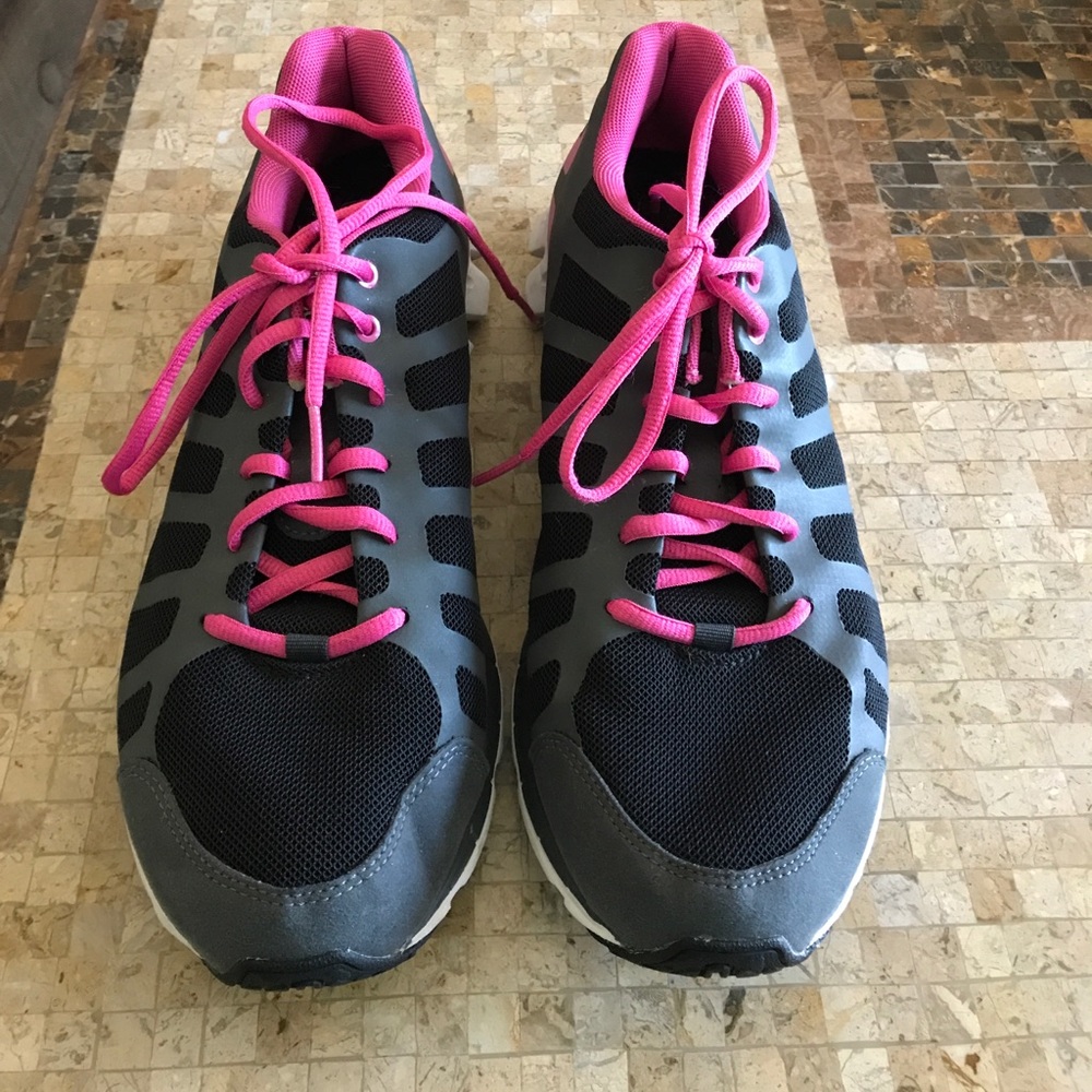 Reebok running shoes woman’s size 10