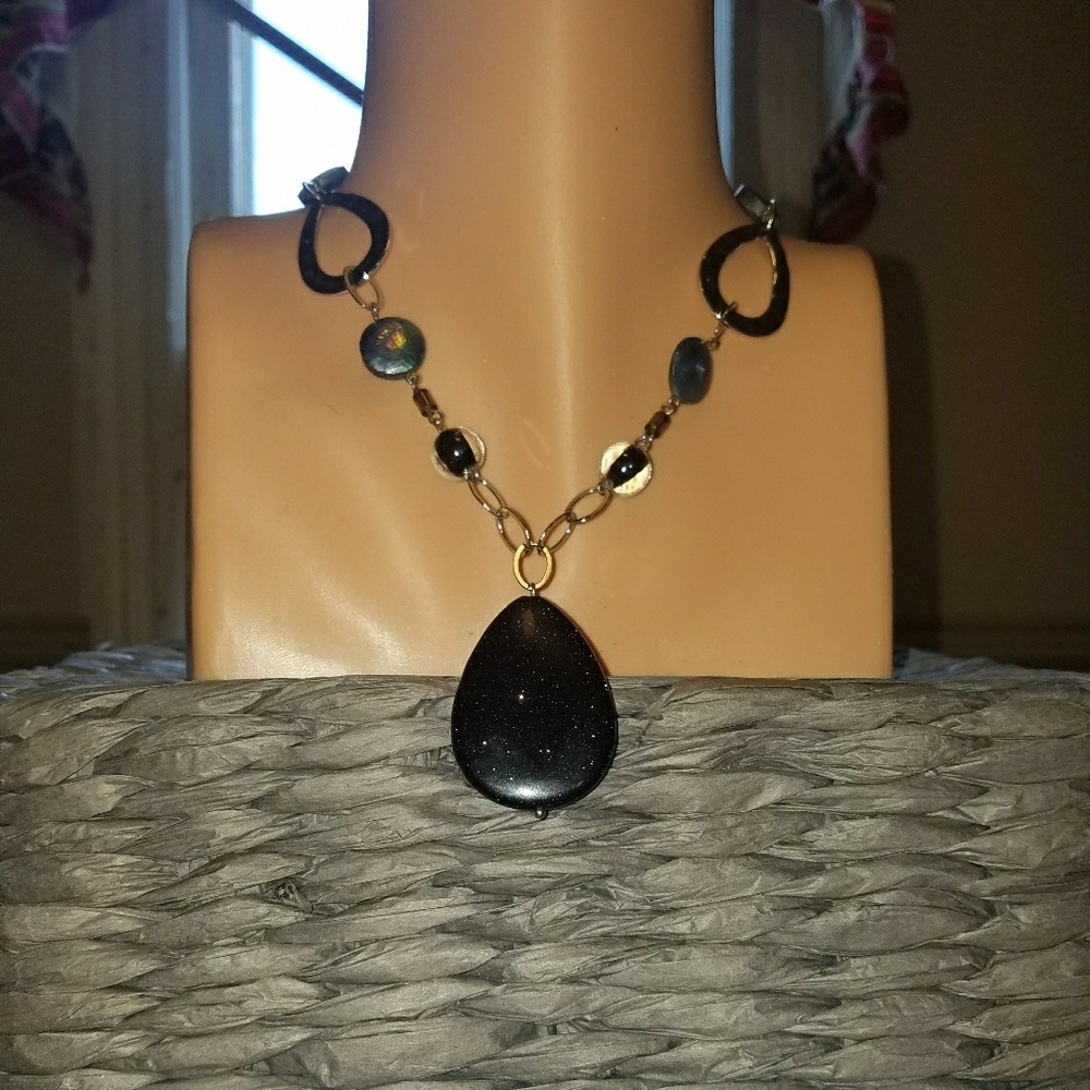 Lia Sophia necklace