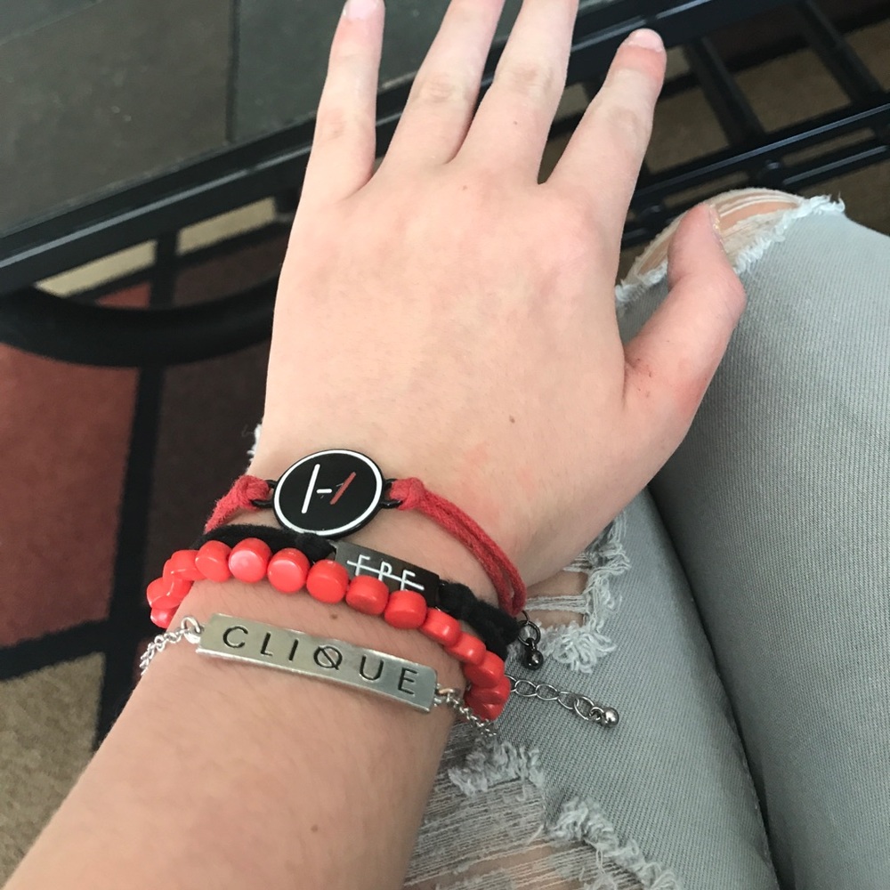 Hot topic Twenty One pilots bracelet set.