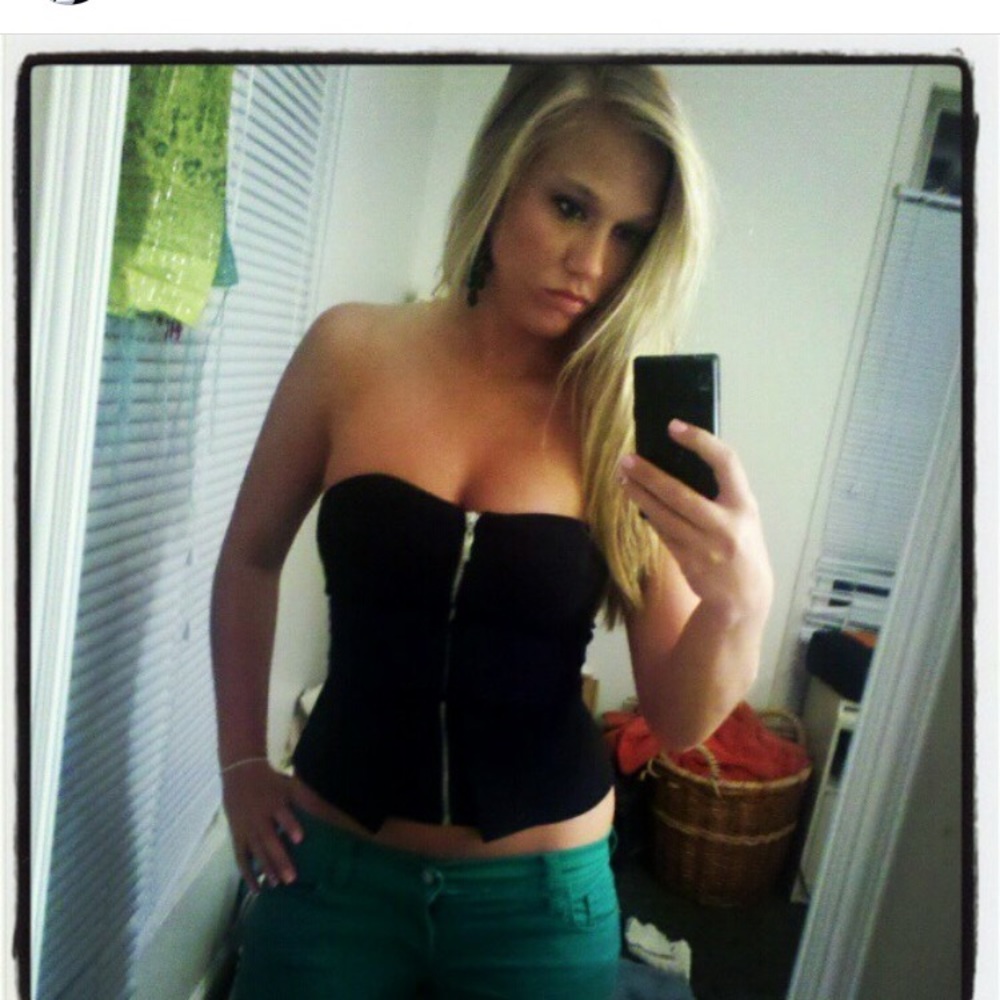 Black zip up strapless Corset! Forever 21!