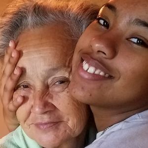 Meet your Posher, Caroline