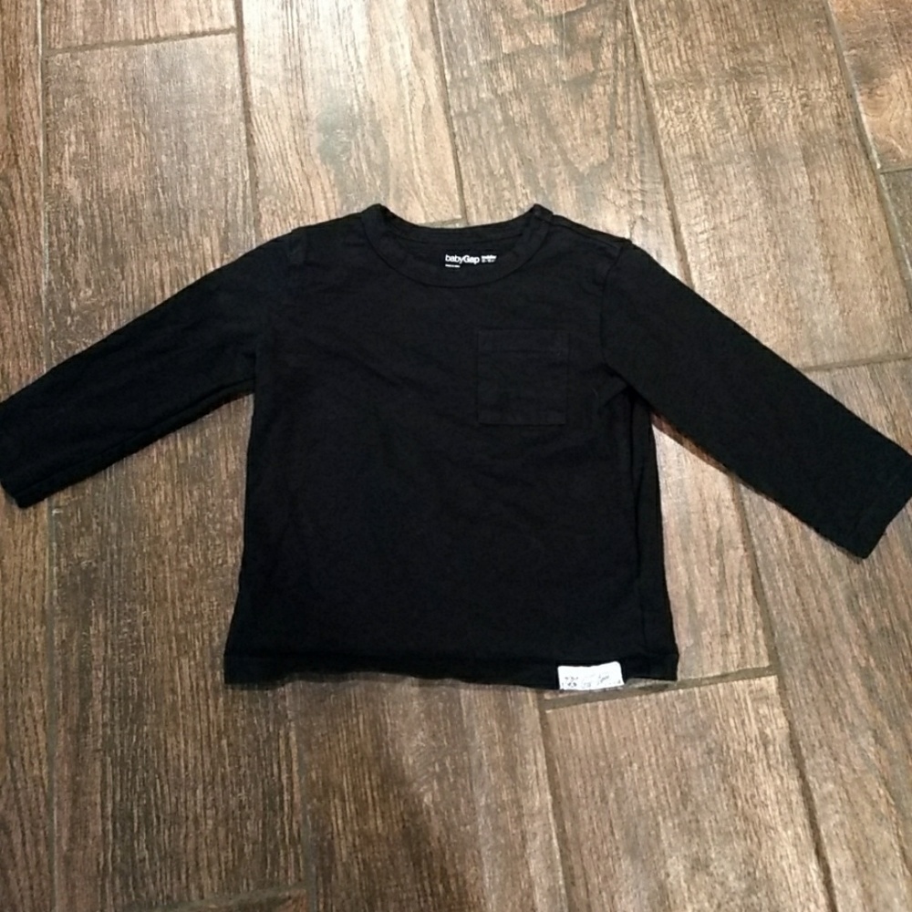 GAP long sleeve t-shirt