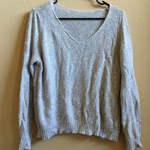 Brandy Melville Gray Sweater size Small