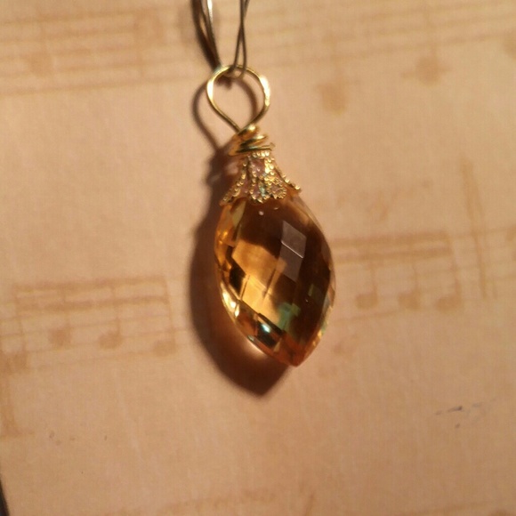 #0147 Golden Citrine Briolette Pendant - Picture 1 of 3