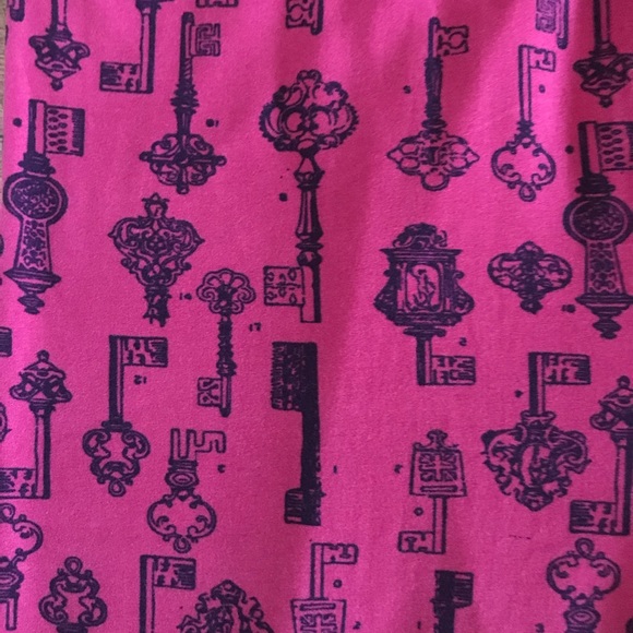 LuLaRoe Leggings - Skeleton Keys - Picture 2 of 3