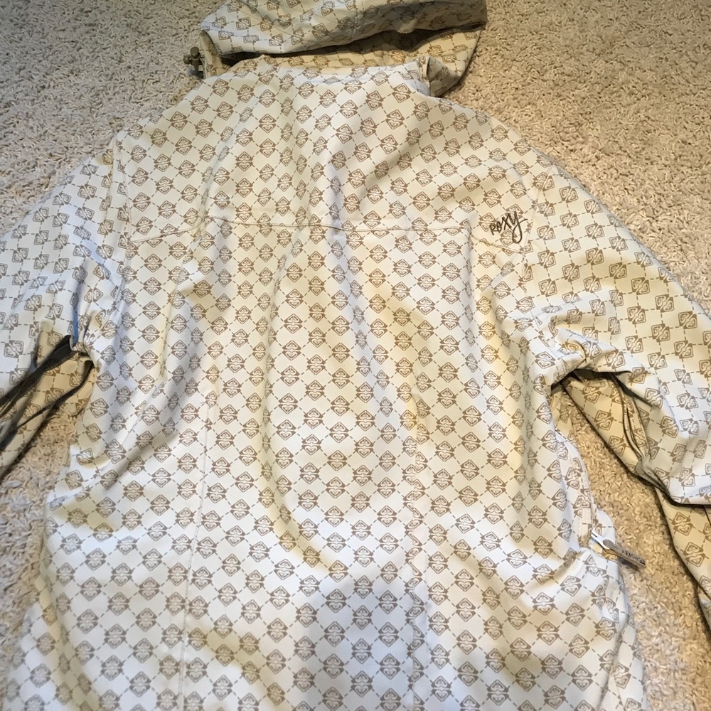 Roxy snowboarding jacket - Picture 3 of 3
