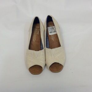 Cream Toms Wedges Size 5.5 Cream Toms Wedges Size 5.5