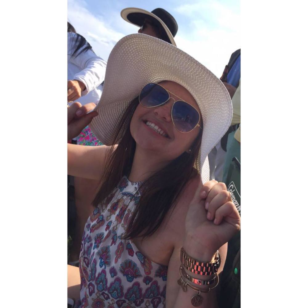 Meet your Posher, Caelyn