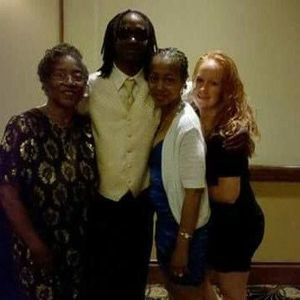 Meet your Posher, Valoria