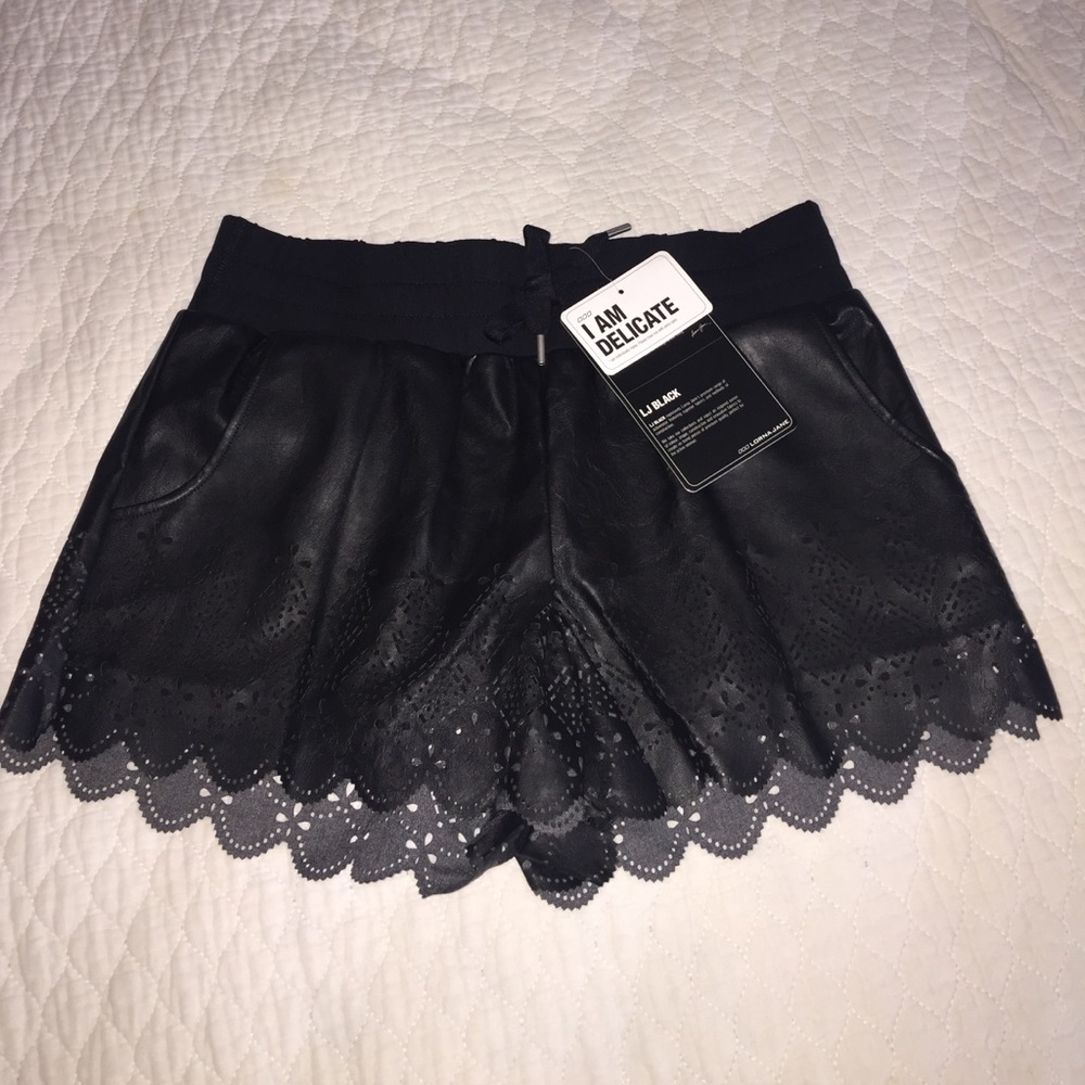 Gift 🎁 LJ BLACK, Black Laser cut shorts XS