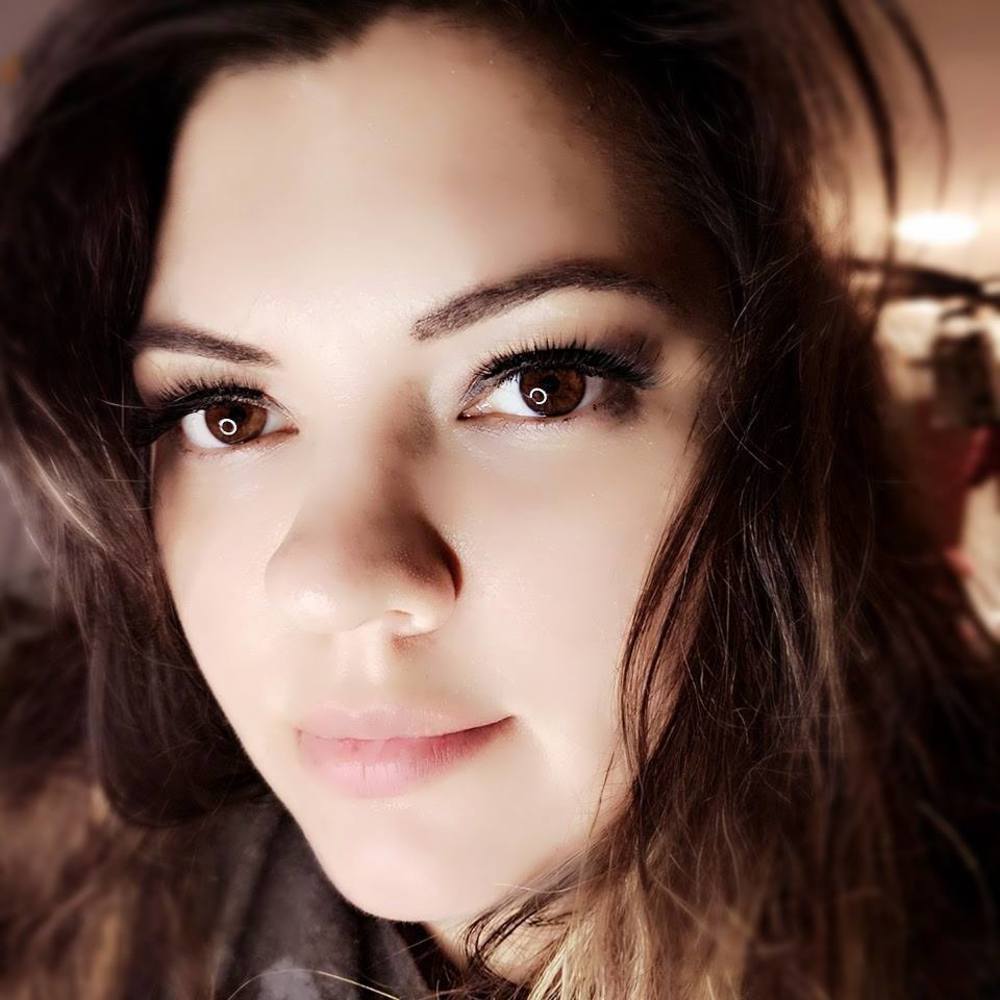 Meet your Posher, Stephanie