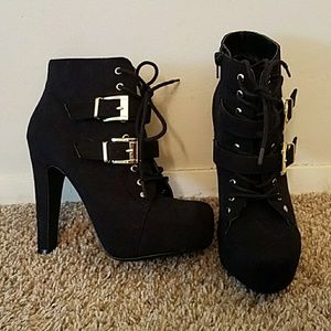 High heel buckle ankle booties