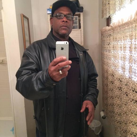 Meet your Posher, Ricky - Picture 1 of 1