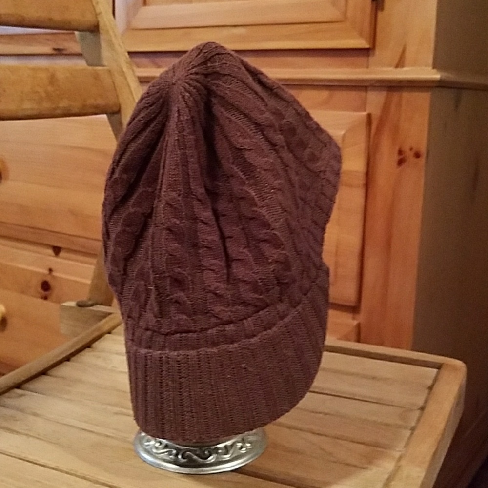 Cable sweater knit cap