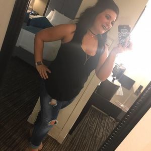 Meet your Posher, Casey