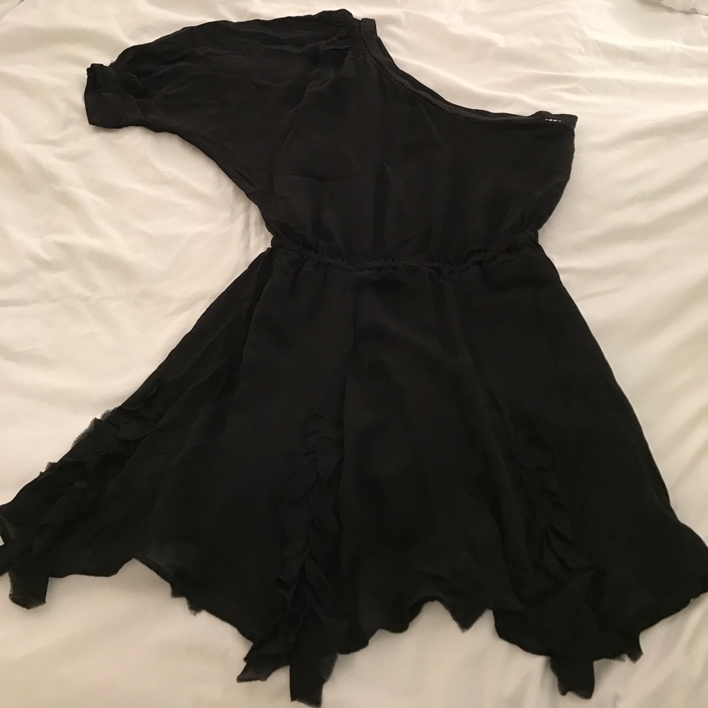 One shoulder black dress