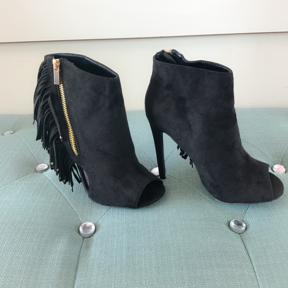 🎉🎉Host Pick🎉🎉🖤Camila Booties🖤 - Picture 2 of 5