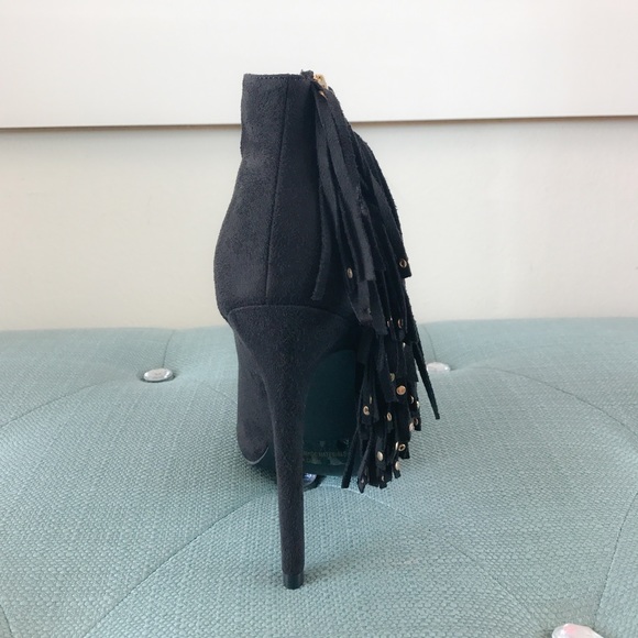 🎉🎉Host Pick🎉🎉🖤Camila Booties🖤 - Picture 5 of 5