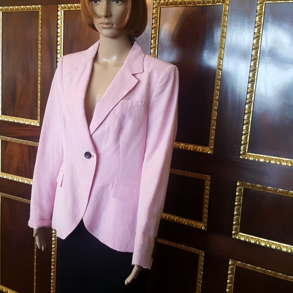 Blazer for women in Pink size XL runs small