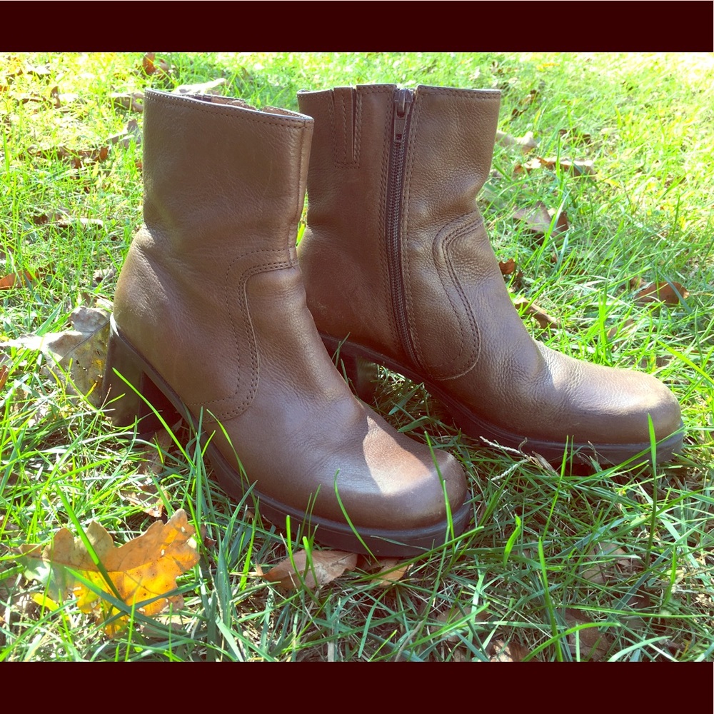 Leather Zip-Up Boots