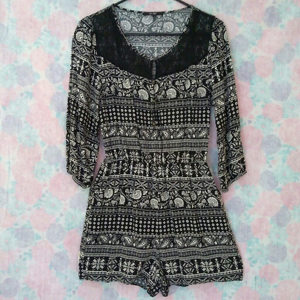 SOLD Papaya Geo Pattern Romper
