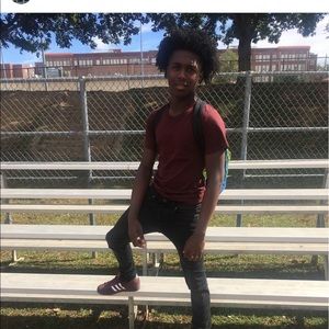 Meet your Posher, Devontrez