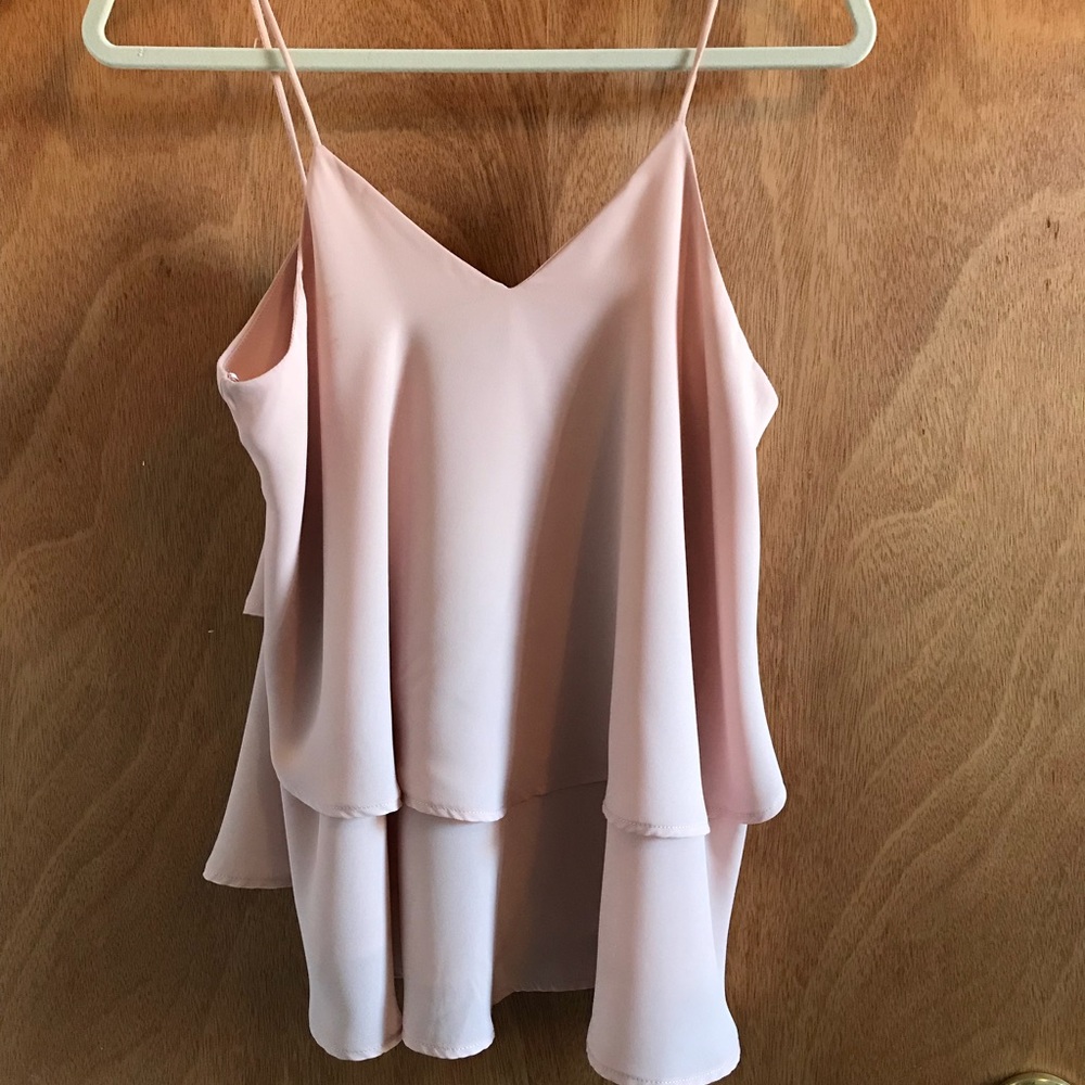Mossino pastel pink tank top v neck with straps