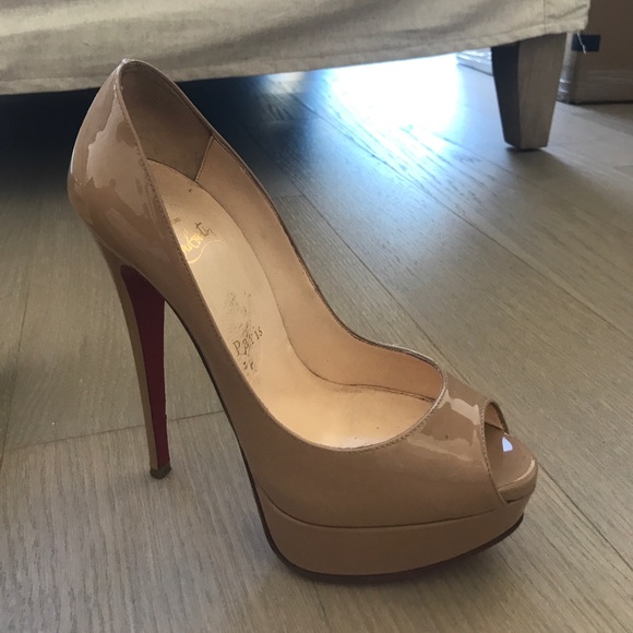 Christian Louboutin platform prep toes in nude - Picture 4 of 4