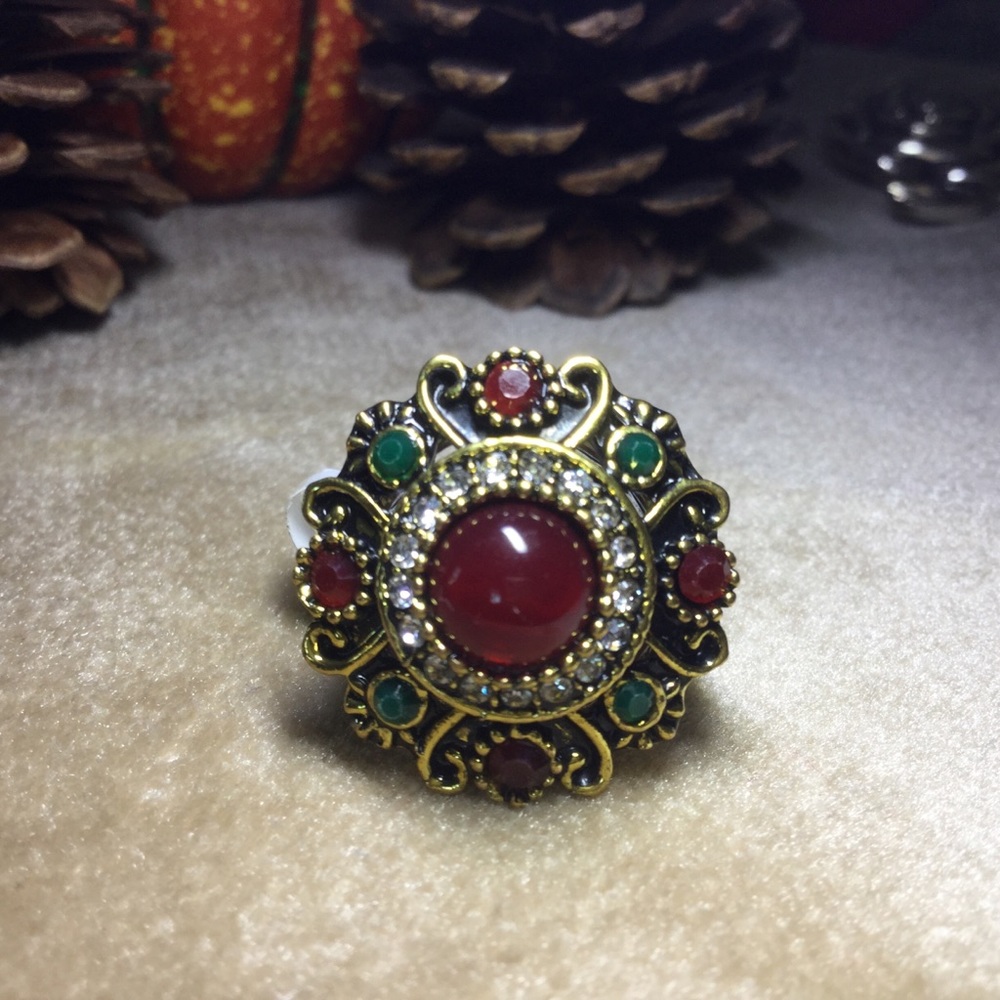 Statement Ring