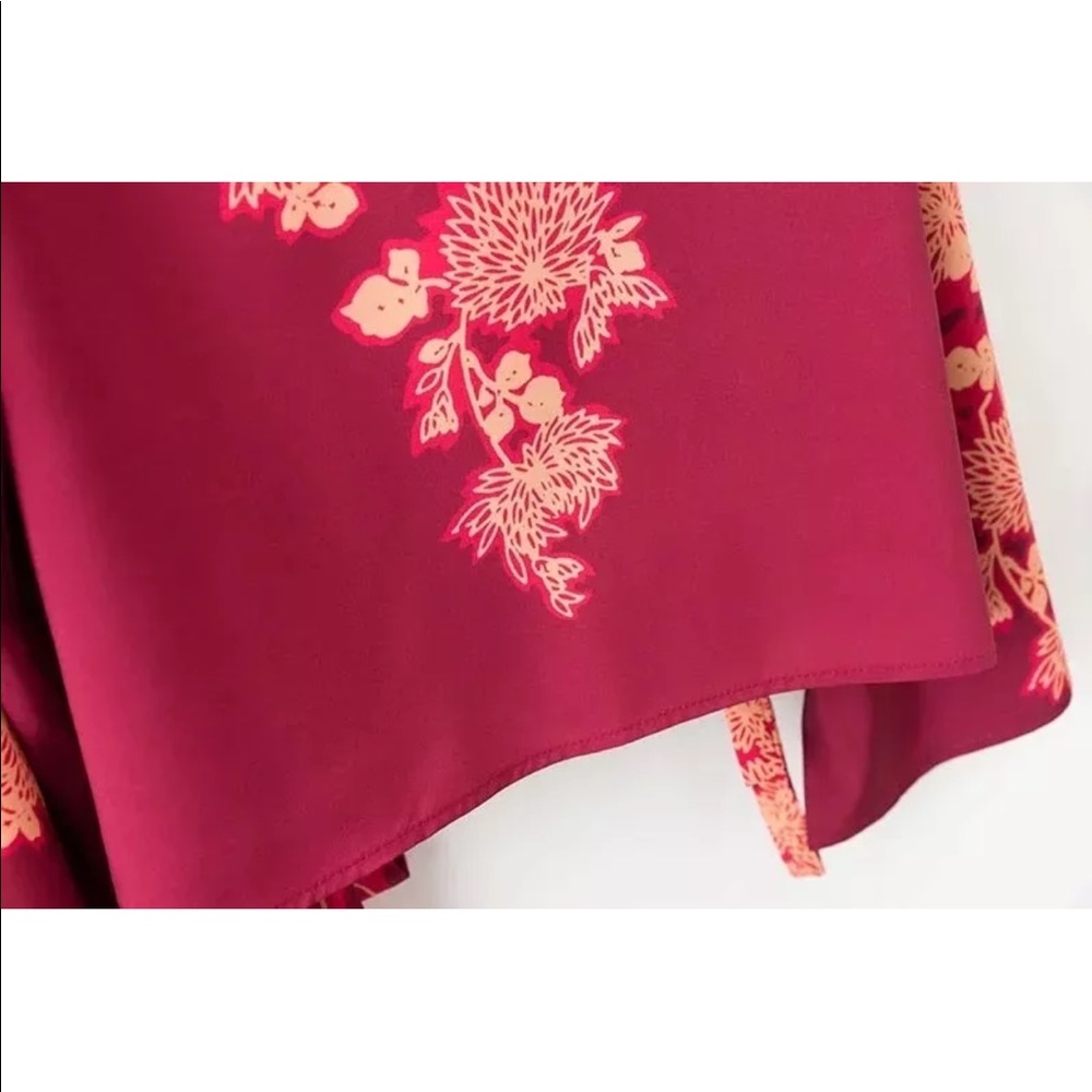 🍒 Blossom Print Kimono Wrap Blouse - Picture 5 of 7