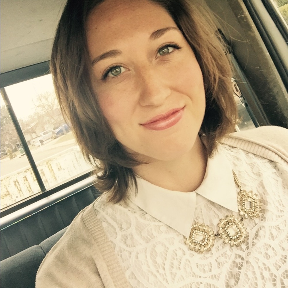 Meet your Posher, Alexandra