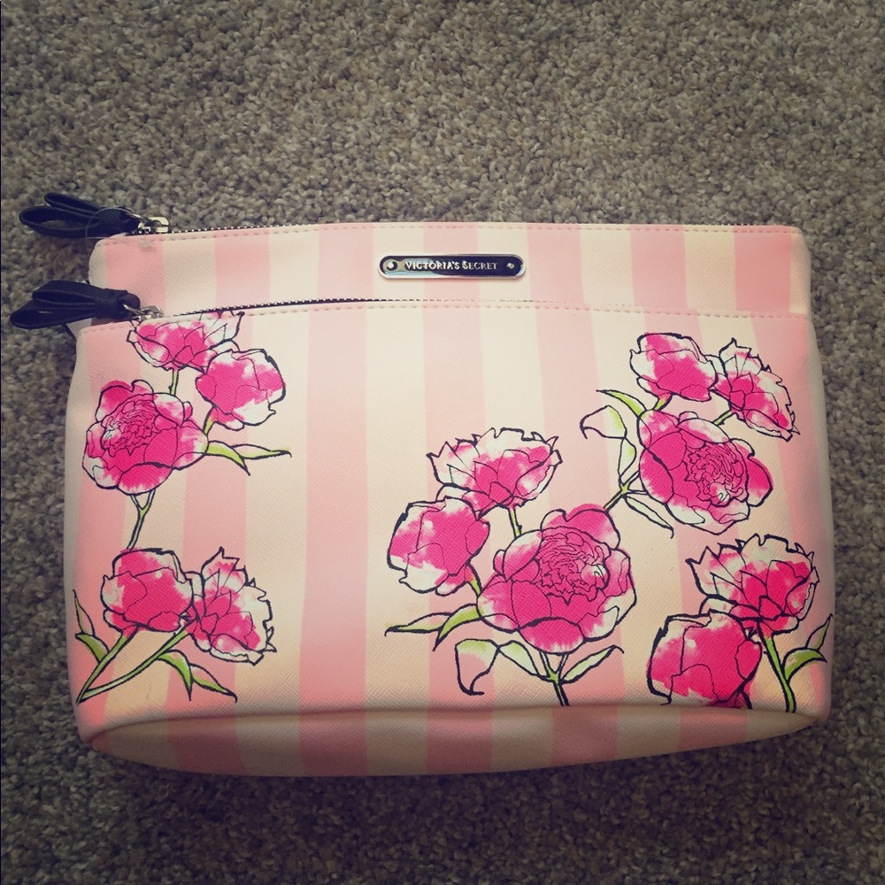 Victoria's Secret Large Makeup/Cosmetic Bag