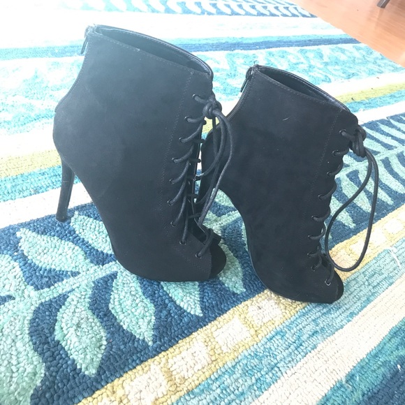 Charlotte Russe Suede Heels - Picture 2 of 2