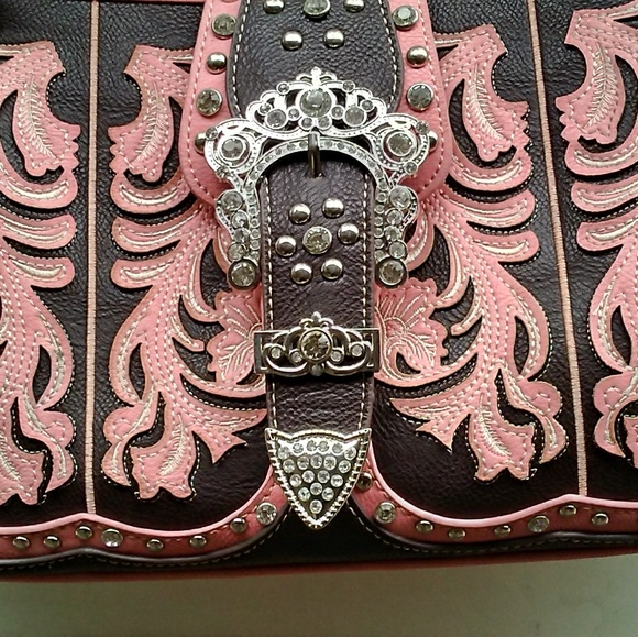 Handbags - Picture 2 of 6