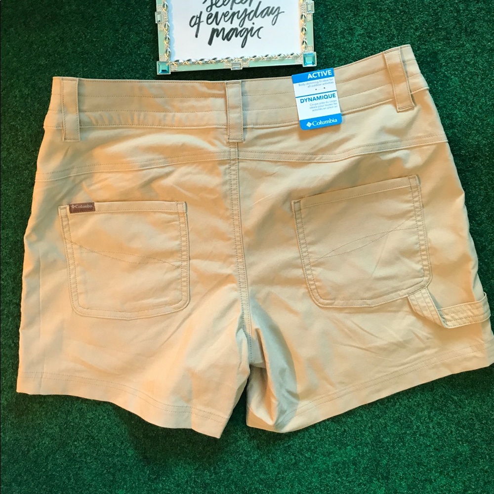 NEW Columbia Shorts Size 8