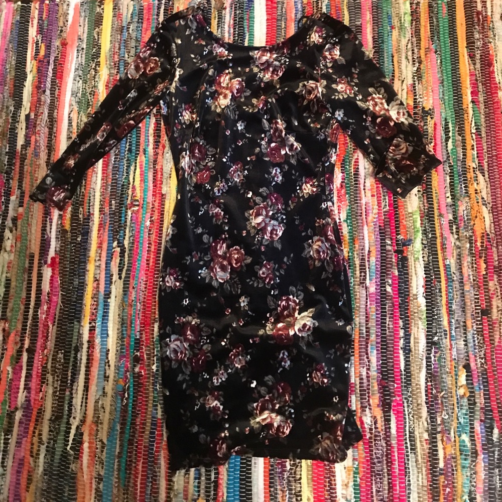 Forever 21 velvet mini dress