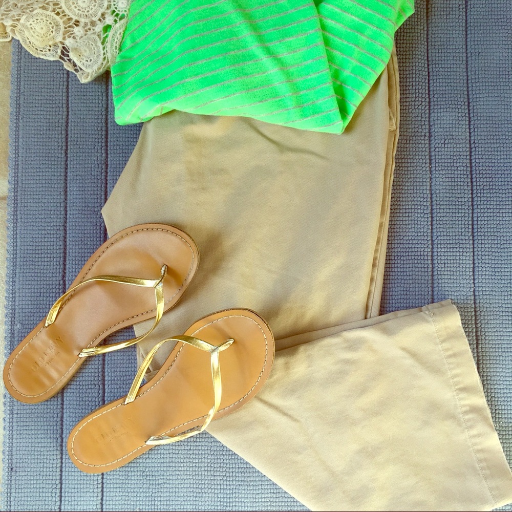 Khaki capris