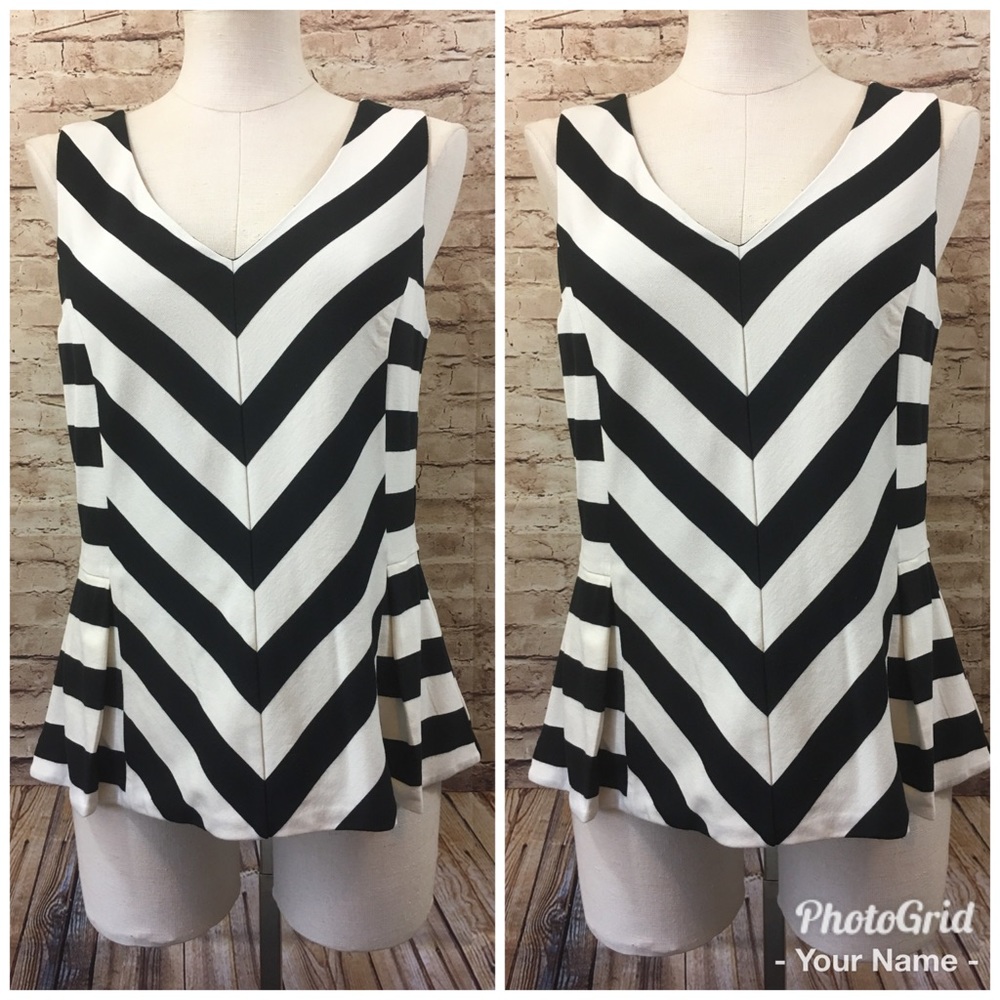 💥4/$20💥Black Stripped Banana Republic Peplum Top