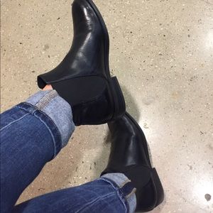 Chelsea boots