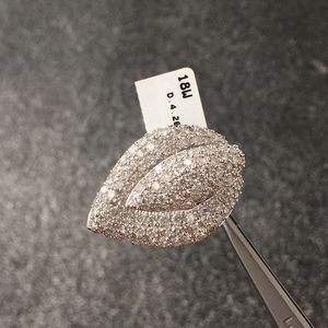 4.28CT DIAMOND 18KT WHITE GOLD 3D DOUBLE LEAF RING