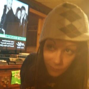 Meet your Posher, Danielle