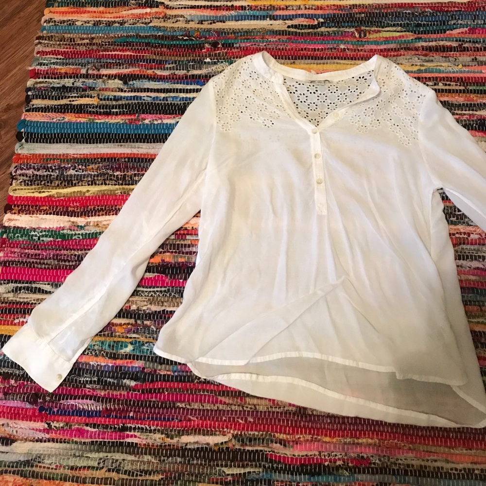 White button eyelet top
