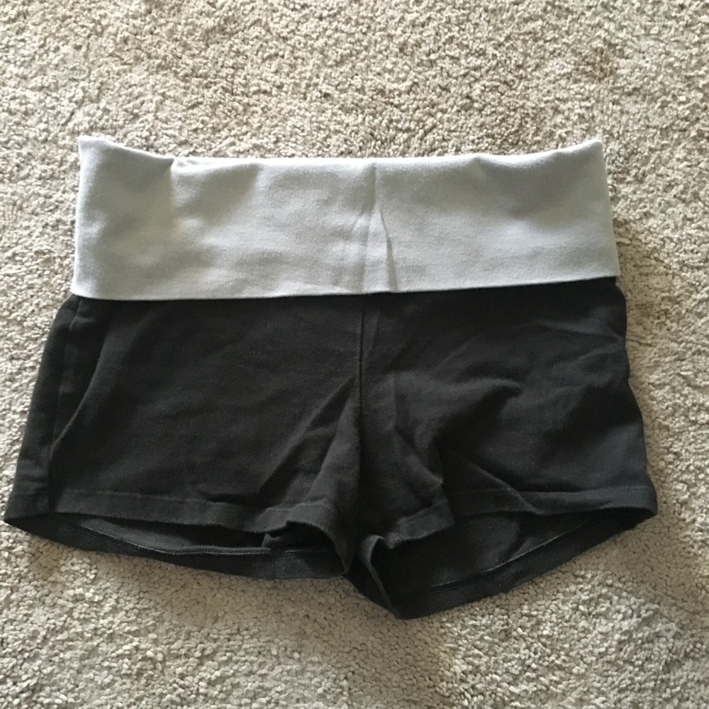 Pink yoga shorts XS
