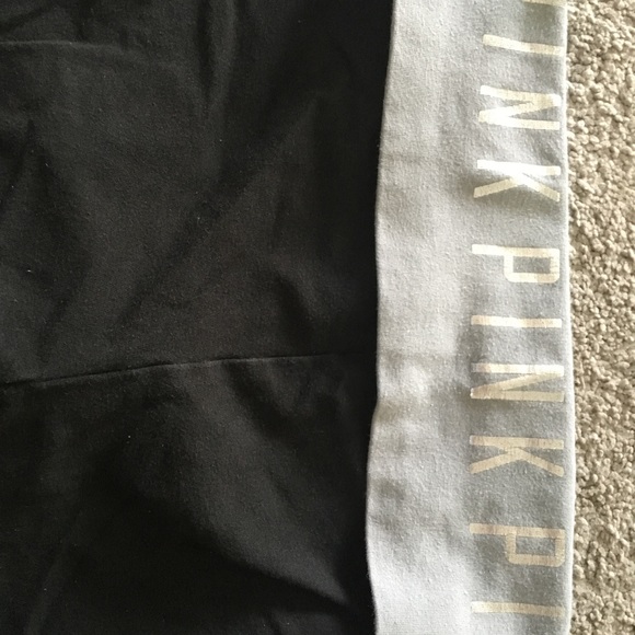 Pink yoga shorts XS - Picture 2 of 2