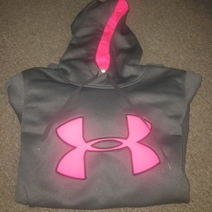 Women's Under Armour Sweatshirt